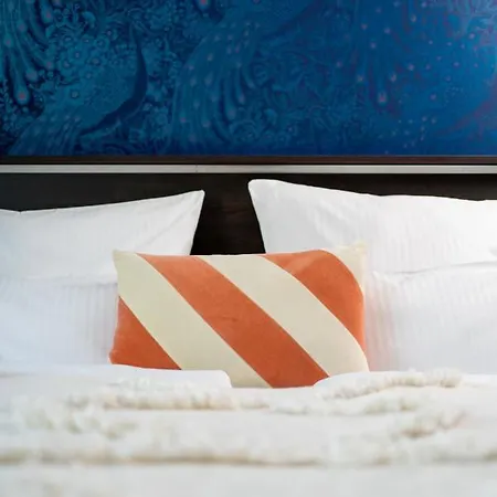 Luxstay - Self-check-in