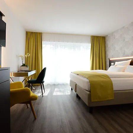 Luxstay - Self-check-in Hotel