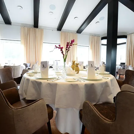 Hotel Luxstay - Self-check-in 3*