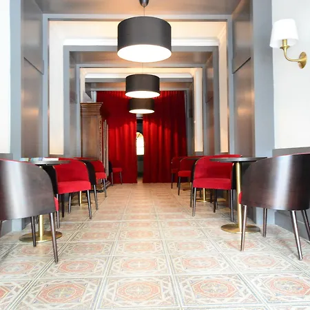 Hotel Luxstay - Self-check-in Karben